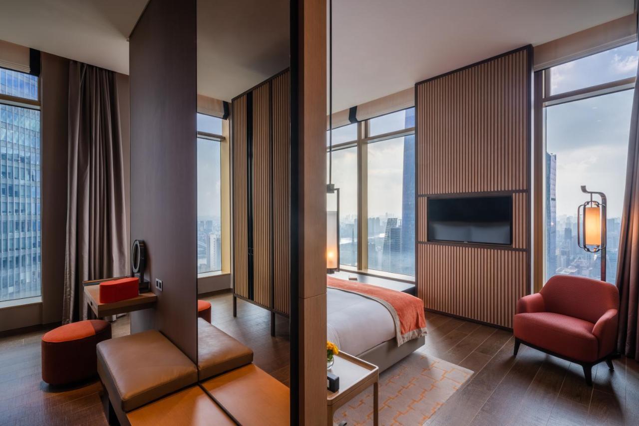 Jumeirah Guangzhou-Complimentary Shuttle Bus To Canton Fair Complex Exterior photo